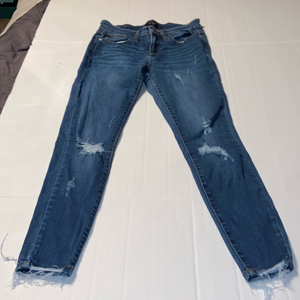 Judy Blue skinny fit distressed jeans size 5/27